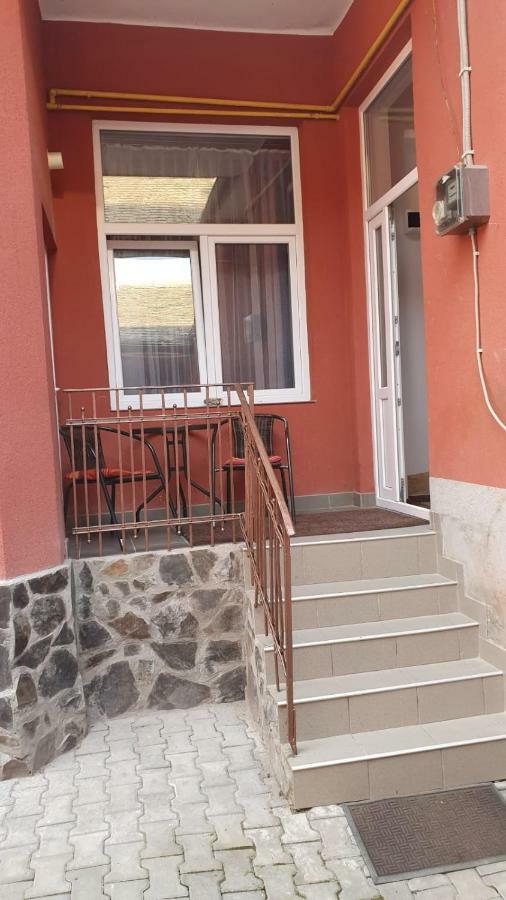 Apartmán Casa Victoria Târgu-Mureş Exteriér fotografie